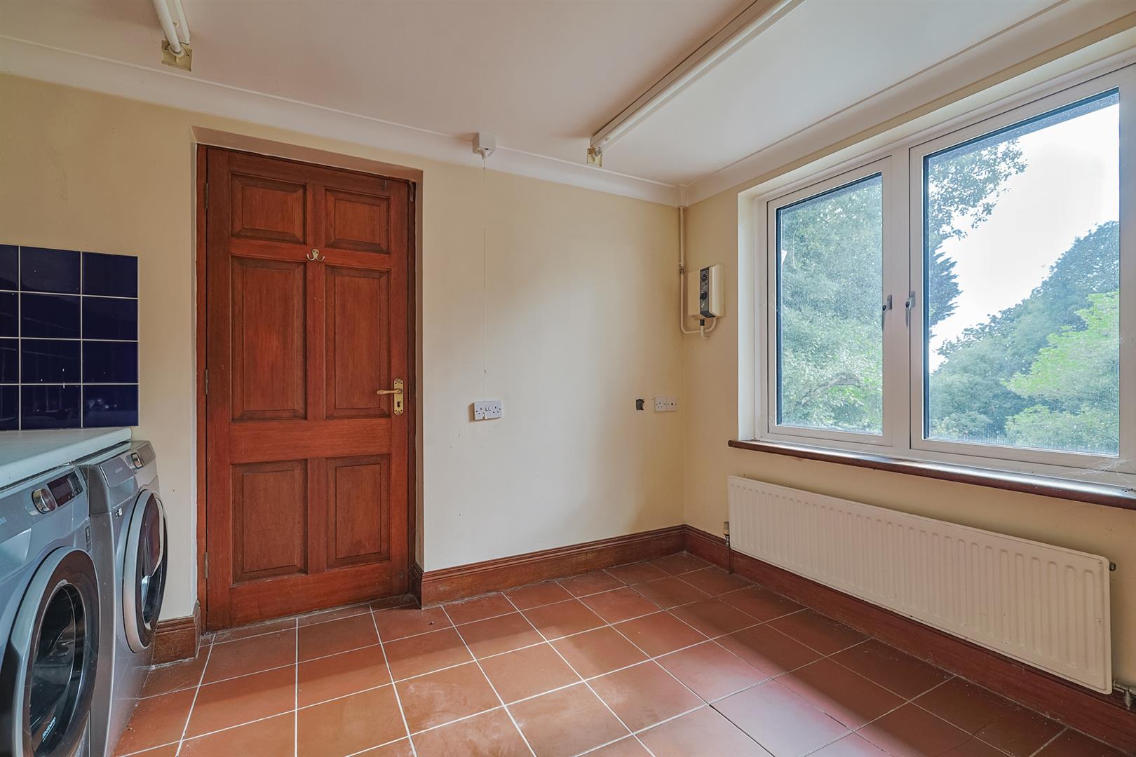 Grovewood, Groves Avenue, Langland, Swansea, SA3 4QF